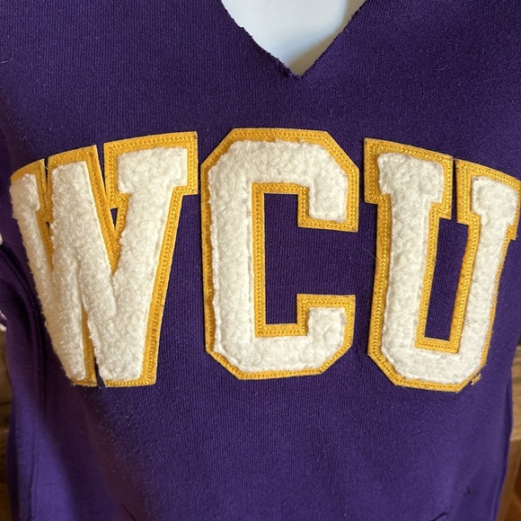 Vintage WCU Sweatshirt reimagined - Picture 2 of 5